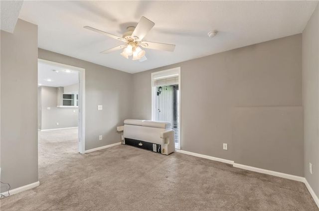 9218 N Virginia Avenue, Kansas City, MO 64155