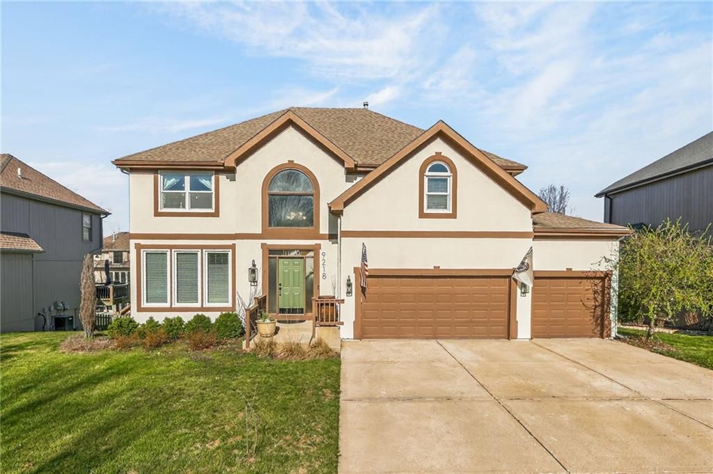 9218 N Virginia Avenue, Kansas City, MO 64155