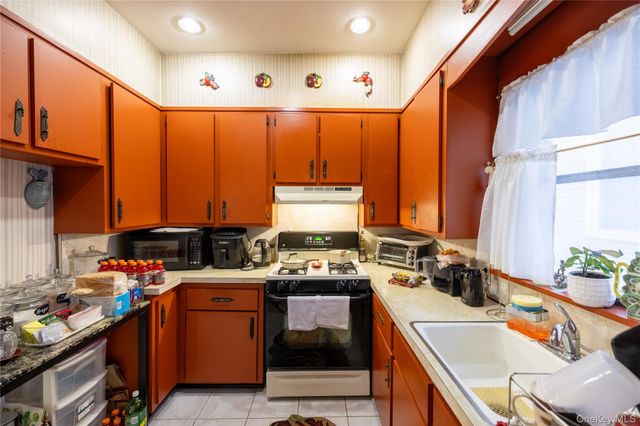 1203 E 34th Street, Brooklyn, NY 11210