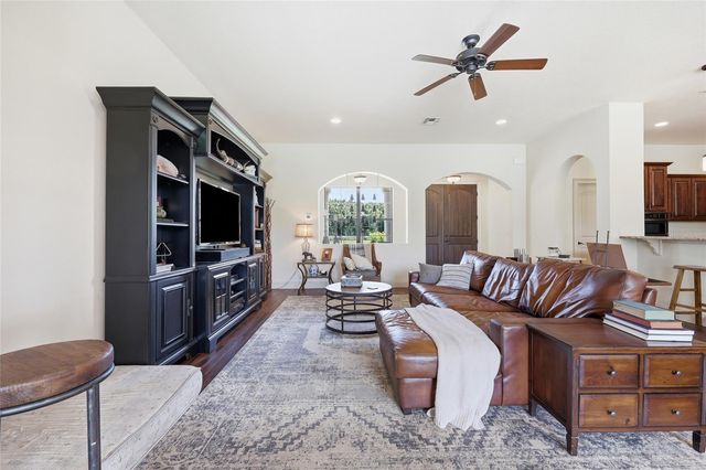 4460 RUNWAY LANE, St Cloud, FL 34772