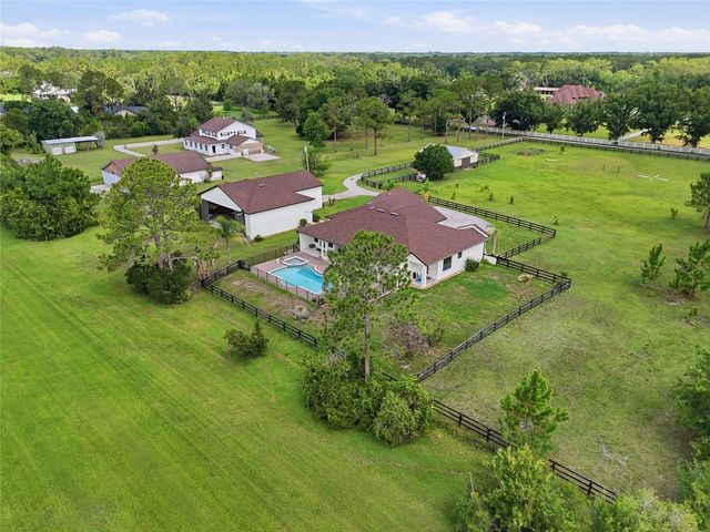 4460 RUNWAY LANE, St Cloud, FL 34772