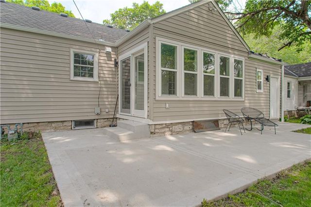 5341 Ash Street, Roeland Park, KS 66205