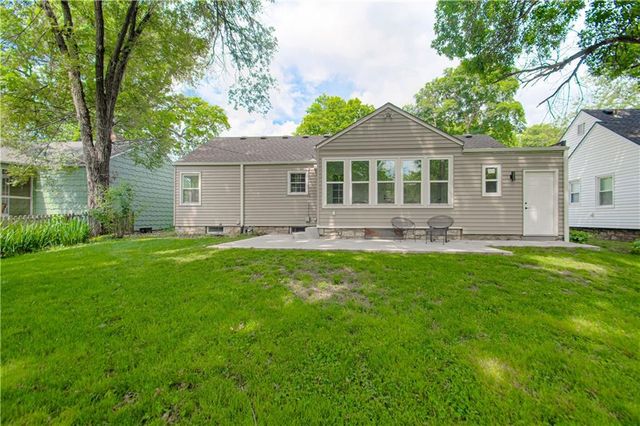 5341 Ash Street, Roeland Park, KS 66205