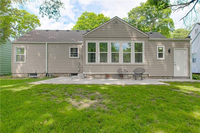 5341 Ash Street, Roeland Park, KS 66205