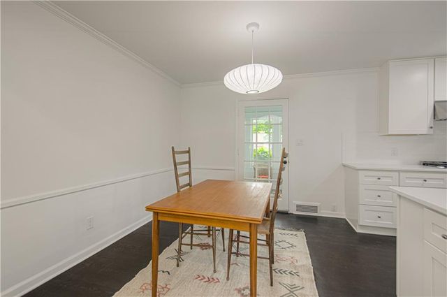 5341 Ash Street, Roeland Park, KS 66205