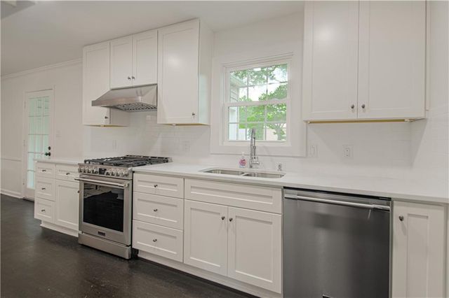 5341 Ash Street, Roeland Park, KS 66205
