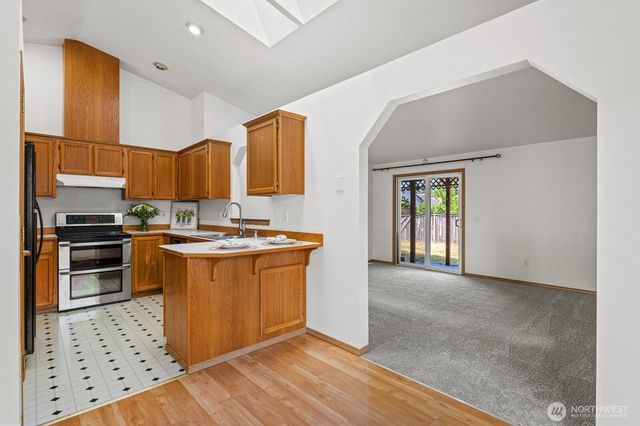 8202 51st Avenue NE, Marysville, WA 98270