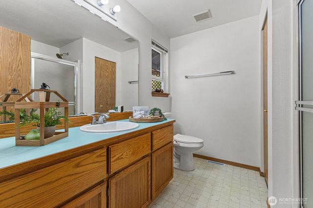 8202 51st Avenue NE, Marysville, WA 98270