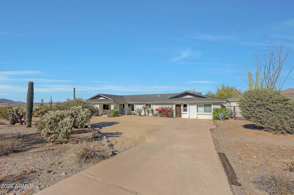 6914 E Highland Road, Cave Creek, AZ 85331