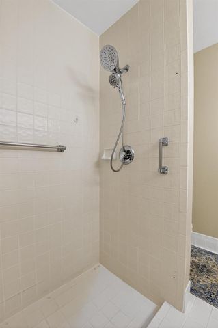 5590 Royal Lake Circle, Boynton Beach, FL 33437