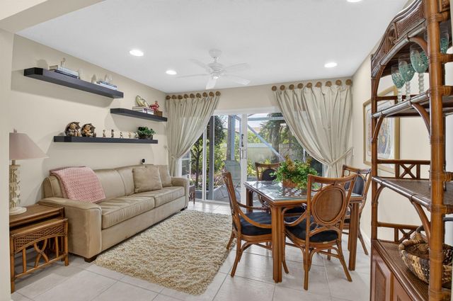 5590 Royal Lake Circle, Boynton Beach, FL 33437