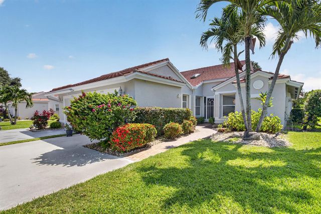 5590 Royal Lake Circle, Boynton Beach, FL 33437