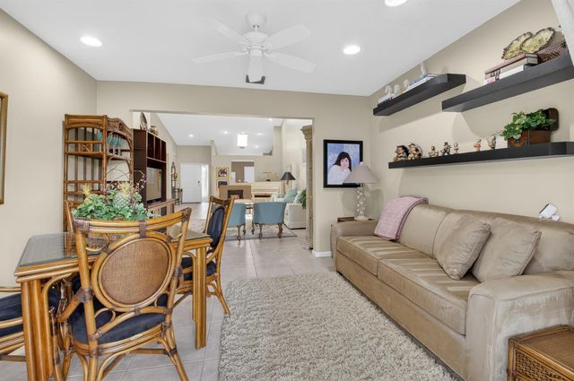 5590 Royal Lake Circle, Boynton Beach, FL 33437