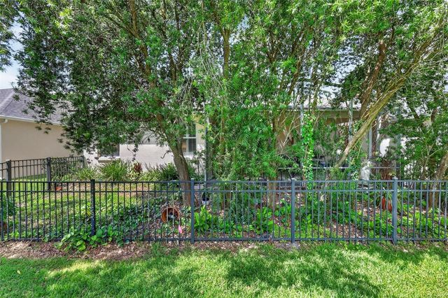 8051 SAINT JAMES WAY, Mount Dora, FL 32757