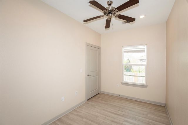 2314 Avenue G, Dickinson, TX 77539