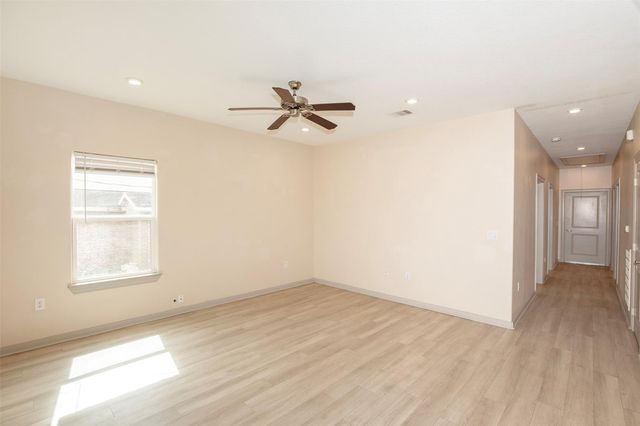 2314 Avenue G, Dickinson, TX 77539