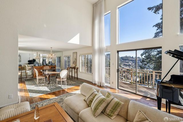 2266 9th Avenue, San Francisco, CA 94116