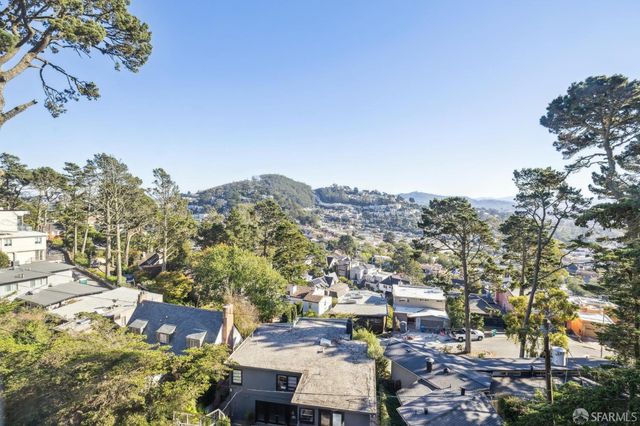 2266 9th Avenue, San Francisco, CA 94116