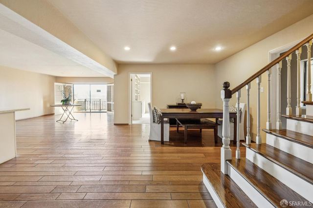 2266 9th Avenue, San Francisco, CA 94116