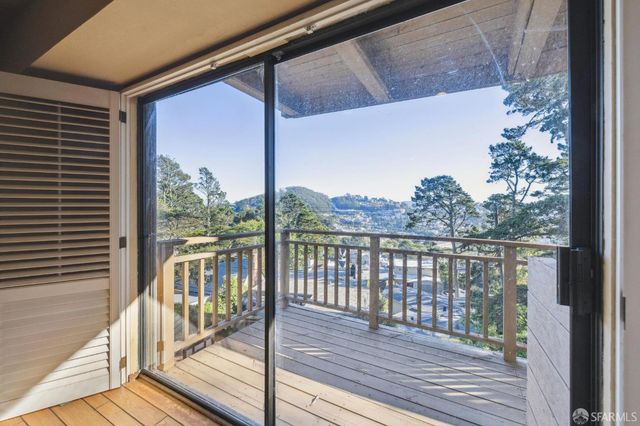 2266 9th Avenue, San Francisco, CA 94116