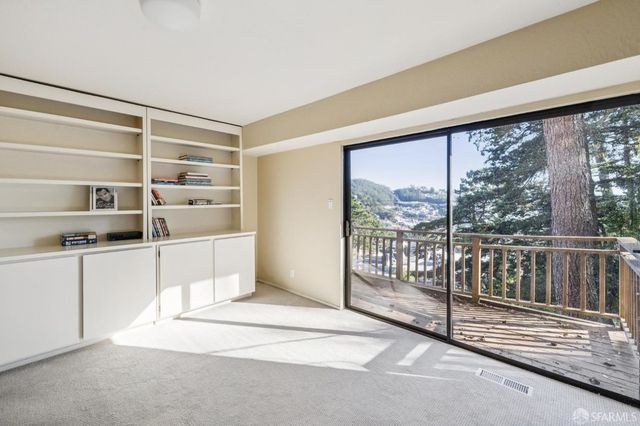 2266 9th Avenue, San Francisco, CA 94116