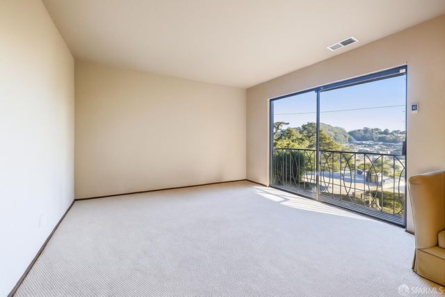 2266 9th Avenue, San Francisco, CA 94116