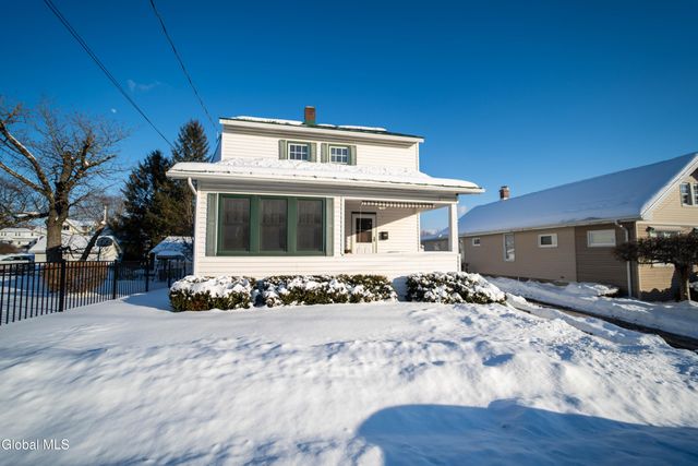 21 Vista Avenue, Colonie, NY 12110