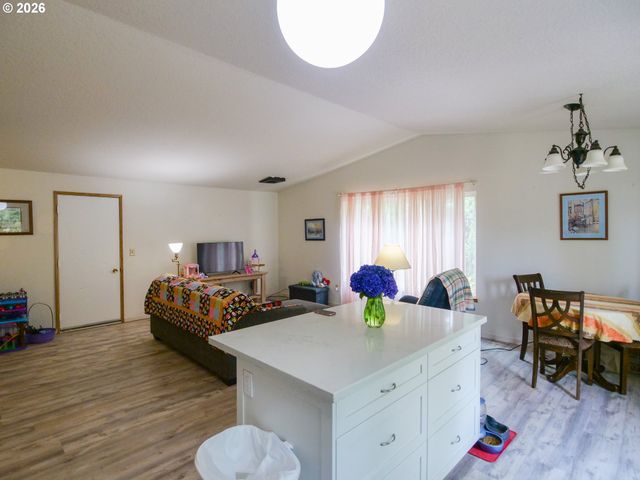 3635 Se 24TH Ct, Gresham, OR 97080