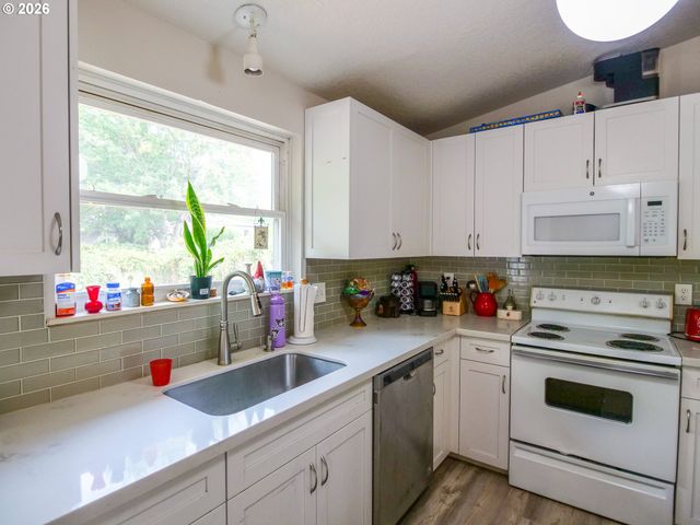 3635 Se 24TH Ct, Gresham, OR 97080