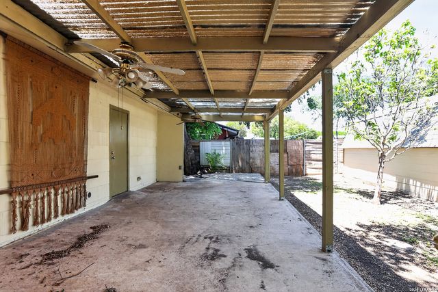 5615 BRANDEMERE DR, San Antonio, TX 78218