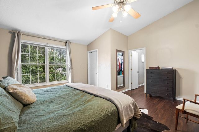 1955 Winding Hollow Drive, Grove City, OH 43123