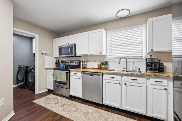 1955 Winding Hollow Drive, Grove City, OH 43123