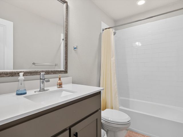 3455 Hidden Hollow Drive, Grand Prairie, TX 76065