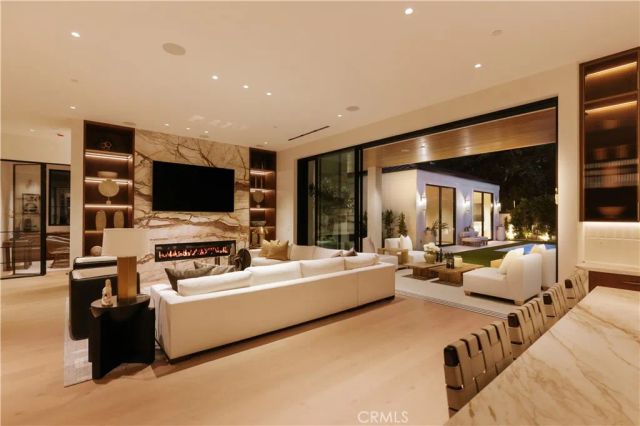 4634 Ethel Avenue, Sherman Oaks, CA 91423