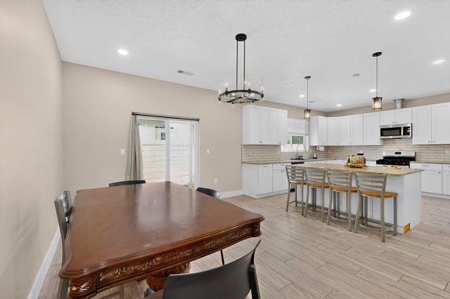 2527 Verde Road SW, Albuquerque, NM 87105
