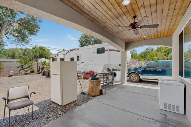 2527 Verde Road SW, Albuquerque, NM 87105
