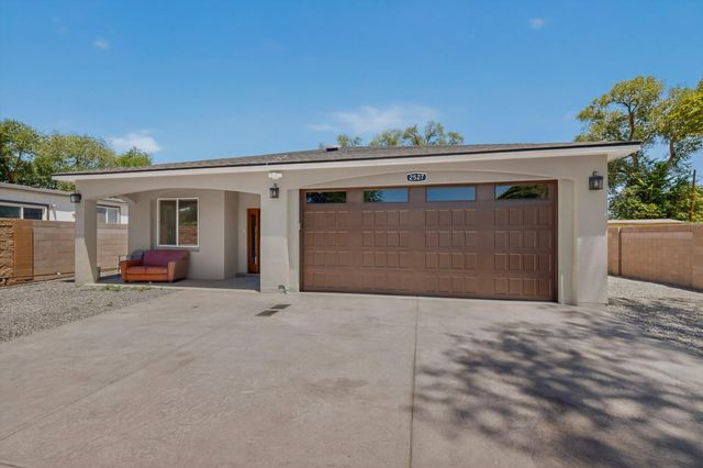 2527 Verde Road SW, Albuquerque, NM 87105