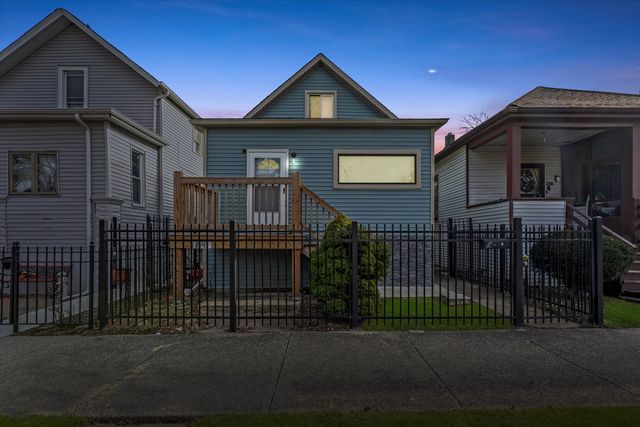 8443 S Green Street, Chicago, IL 60620