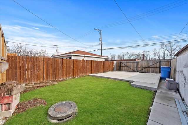 8443 S Green Street, Chicago, IL 60620