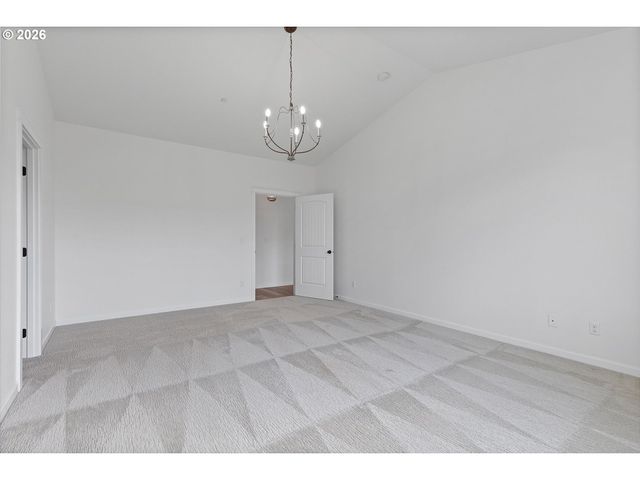 770 E MCKINLEY St, Carlton, OR 97111