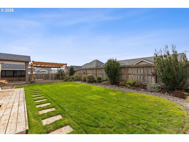 770 E MCKINLEY St, Carlton, OR 97111