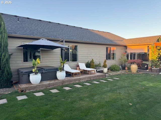 770 E MCKINLEY St, Carlton, OR 97111