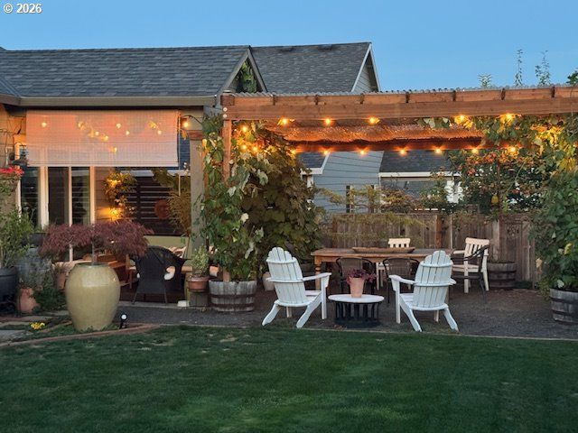 770 E MCKINLEY St, Carlton, OR 97111