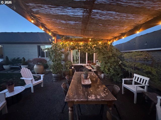 770 E MCKINLEY St, Carlton, OR 97111