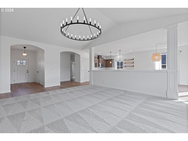 770 E MCKINLEY St, Carlton, OR 97111