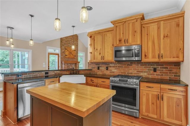 3810 N Sharon Church Road, Loganville, GA 30052