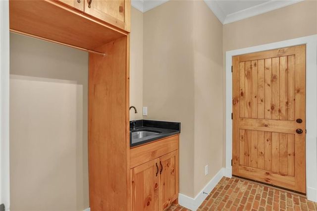 3810 N Sharon Church Road, Loganville, GA 30052