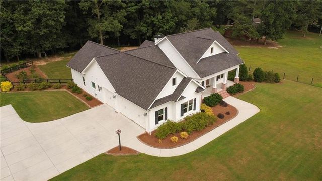 3810 N Sharon Church Road, Loganville, GA 30052