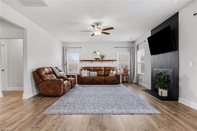 111 Laced Maple Court, Reidsville, NC 27320