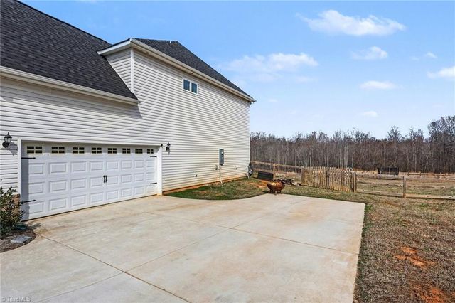 111 Laced Maple Court, Reidsville, NC 27320